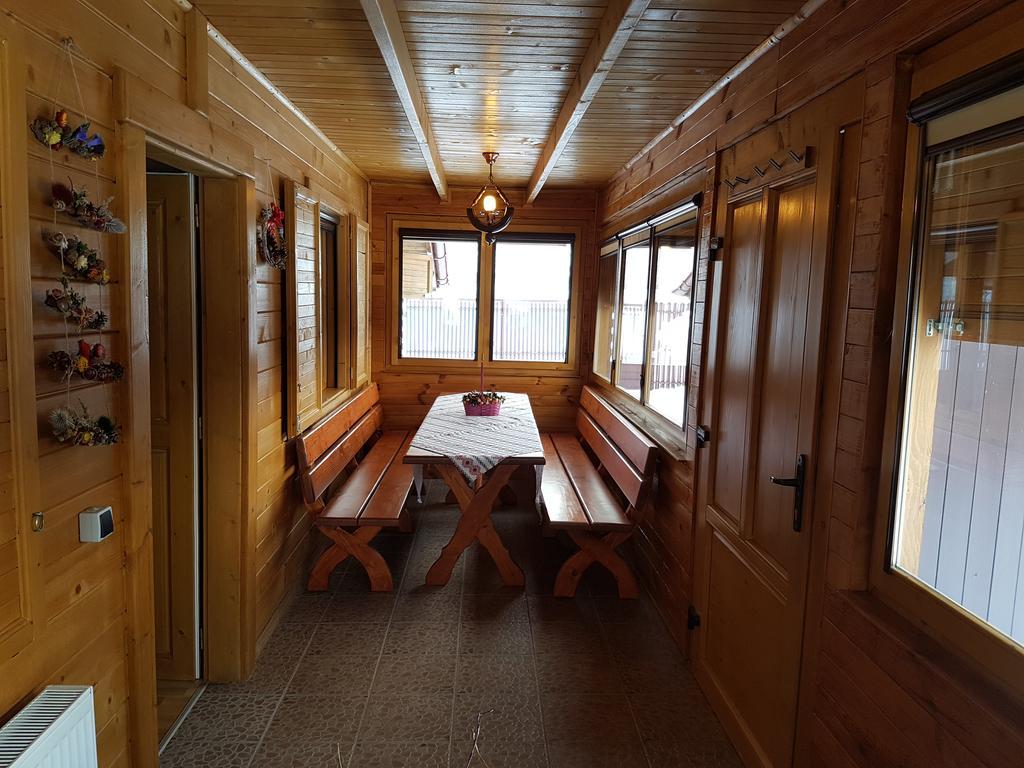 Casa De La Lac Sighetu Marmaţiei Buitenkant foto