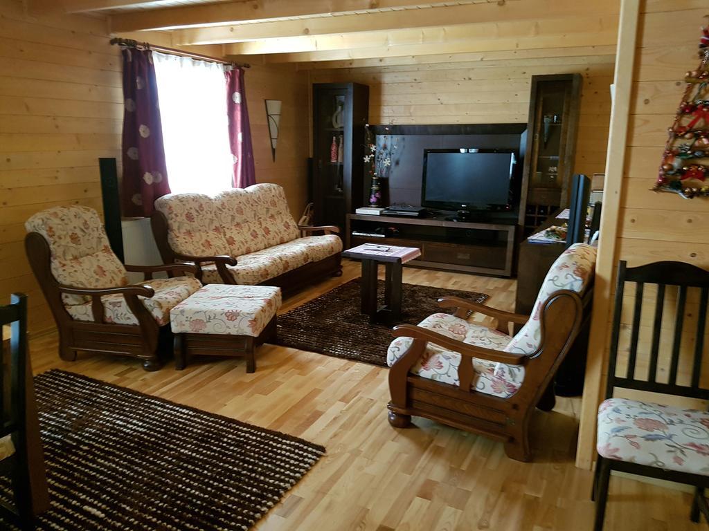 Casa De La Lac Sighetu Marmaţiei Buitenkant foto